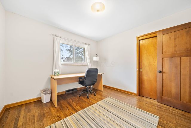 40 Chase Road, Columbus, OH 43214