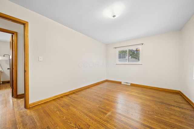 40 Chase Road, Columbus, OH 43214