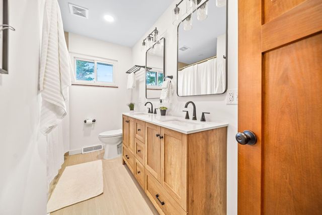 40 Chase Road, Columbus, OH 43214