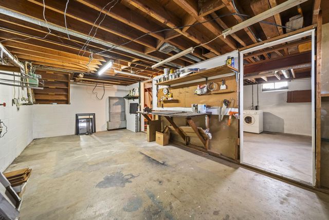 40 Chase Road, Columbus, OH 43214