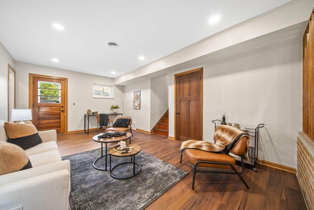 40 Chase Road, Columbus, OH 43214