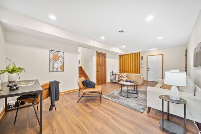 40 Chase Road, Columbus, OH 43214