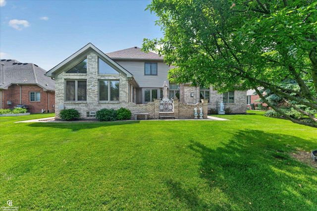 46640 Glen Pointe Drive, Shelby Twp, MI 48315
