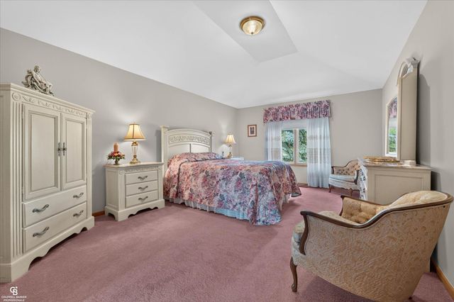 46640 Glen Pointe Drive, Shelby Twp, MI 48315