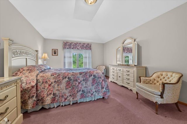 46640 Glen Pointe Drive, Shelby Twp, MI 48315