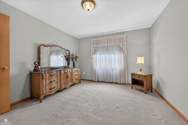 46640 Glen Pointe Drive, Shelby Twp, MI 48315