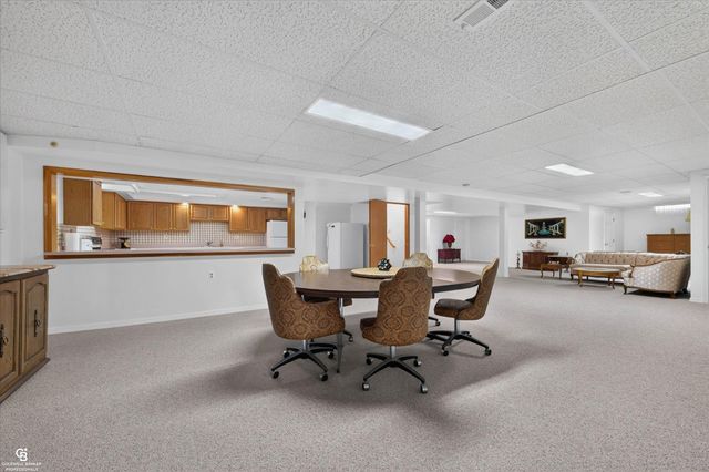 46640 Glen Pointe Drive, Shelby Twp, MI 48315