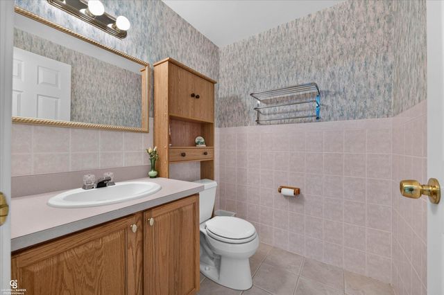 46640 Glen Pointe Drive, Shelby Twp, MI 48315