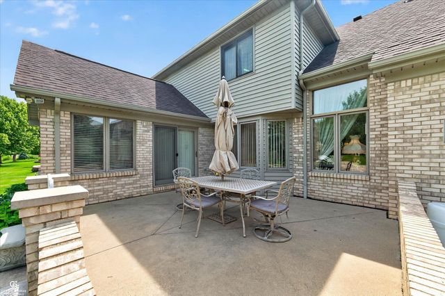 46640 Glen Pointe Drive, Shelby Twp, MI 48315