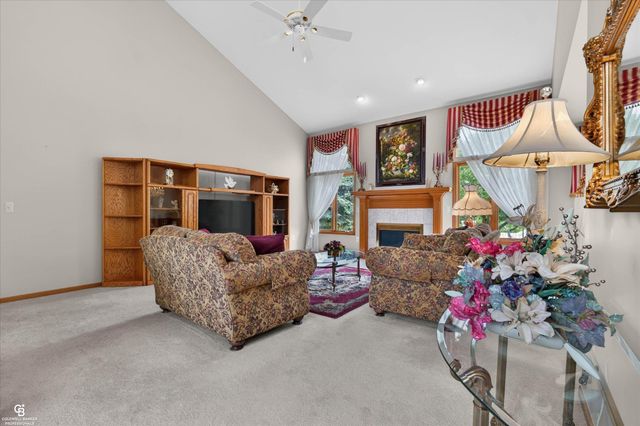 46640 Glen Pointe Drive, Shelby Twp, MI 48315