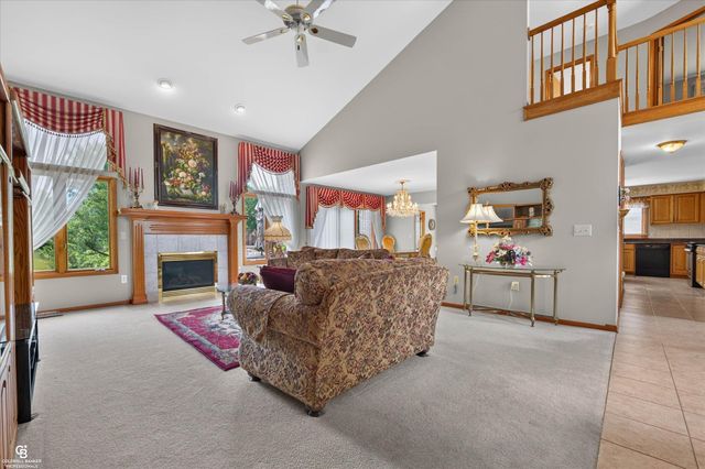 46640 Glen Pointe Drive, Shelby Twp, MI 48315