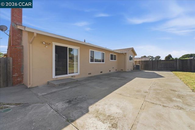 2648 Shamrock Dr, San Pablo, CA 94806