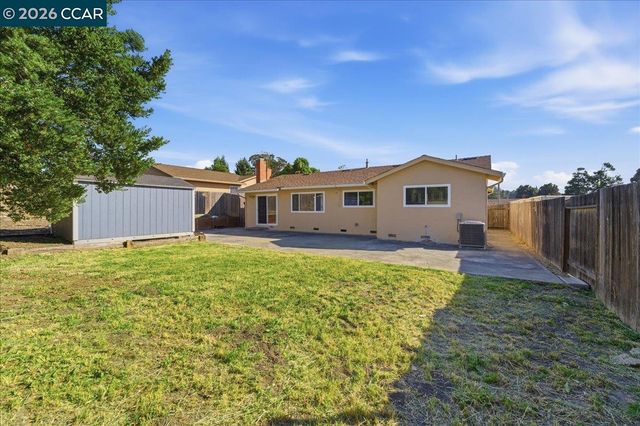2648 Shamrock Dr, San Pablo, CA 94806