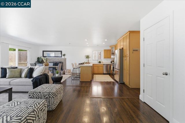 2648 Shamrock Dr, San Pablo, CA 94806
