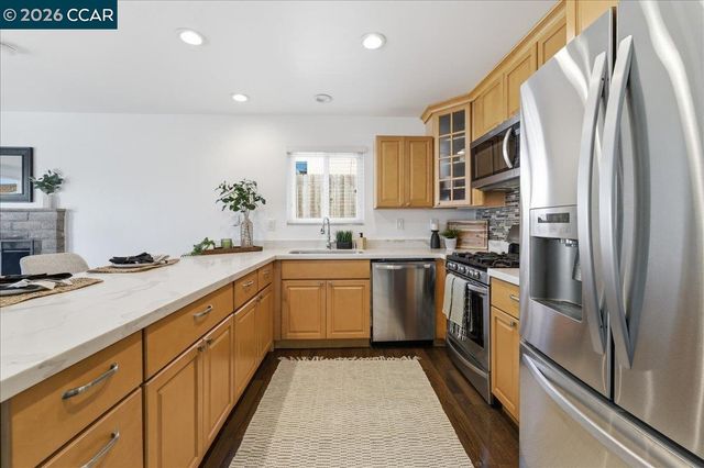 2648 Shamrock Dr, San Pablo, CA 94806