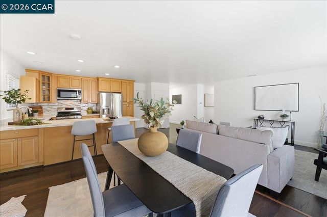 2648 Shamrock Dr, San Pablo, CA 94806