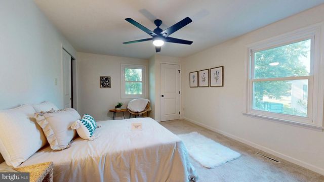 329 THISTLE LN, Perkasie, PA 18944