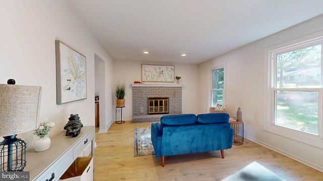 329 THISTLE LN, Perkasie, PA 18944