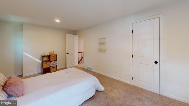 329 THISTLE LN, Perkasie, PA 18944