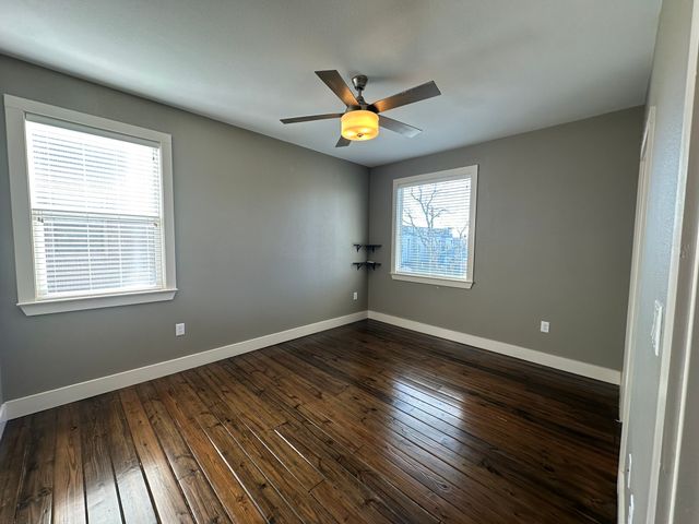 1320 May Street 206, Fort Worth, TX 76104