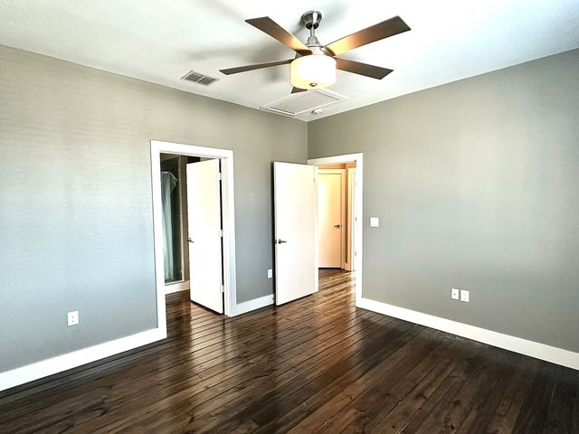 1320 May Street 206, Fort Worth, TX 76104