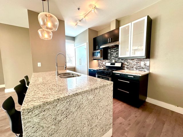 1320 May Street 206, Fort Worth, TX 76104