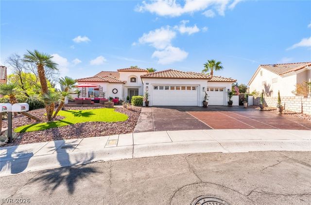 10001 Cresent Creek Drive, Las Vegas, NV 89134