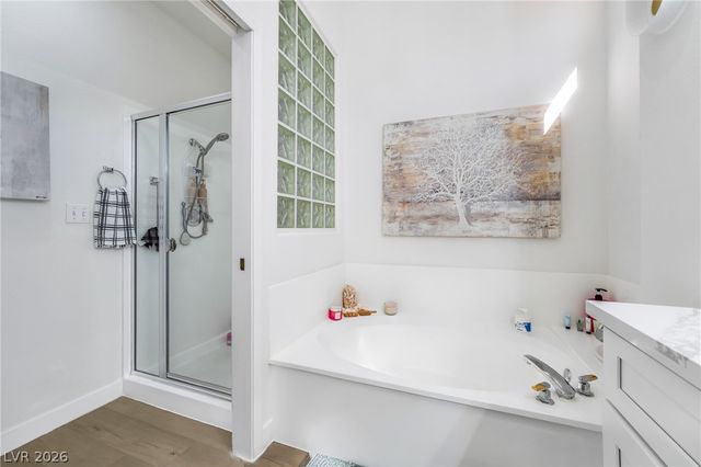 10001 Cresent Creek Drive, Las Vegas, NV 89134