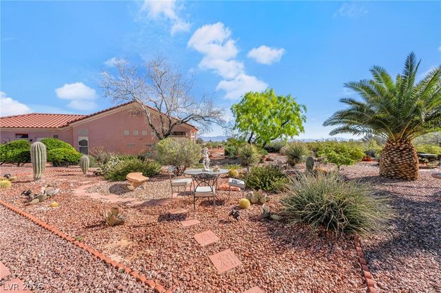 10001 Cresent Creek Drive, Las Vegas, NV 89134