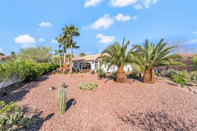 10001 Cresent Creek Drive, Las Vegas, NV 89134