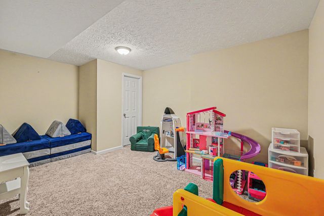 174 Ridgewood Drive, Alexandria, KY 41001