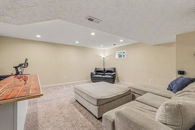 174 Ridgewood Drive, Alexandria, KY 41001