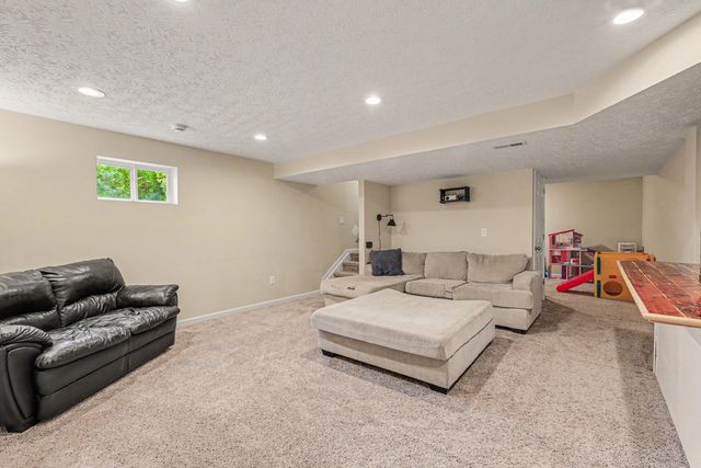 174 Ridgewood Drive, Alexandria, KY 41001