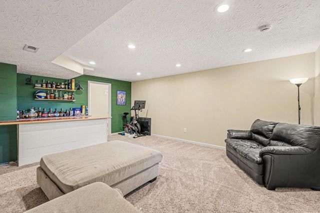 174 Ridgewood Drive, Alexandria, KY 41001