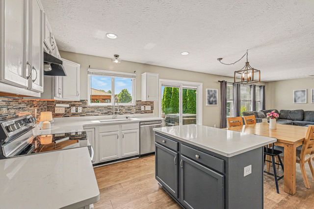174 Ridgewood Drive, Alexandria, KY 41001