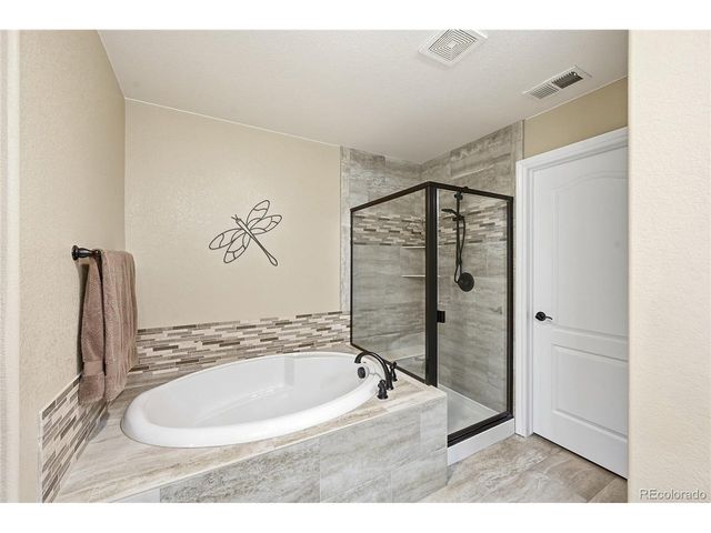 9500 Pendio Ct, Highlands Ranch, CO 80126