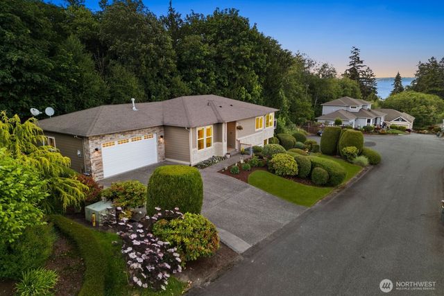 7989 E Barsay Lane, Port Orchard, WA 98366