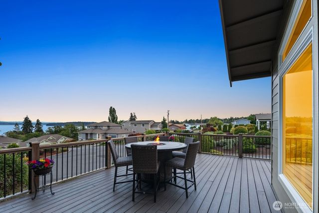 7989 E Barsay Lane, Port Orchard, WA 98366