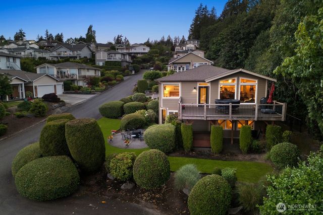 7989 E Barsay Lane, Port Orchard, WA 98366