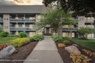 2926 Mount Hope Road 105, Okemos, MI 48864