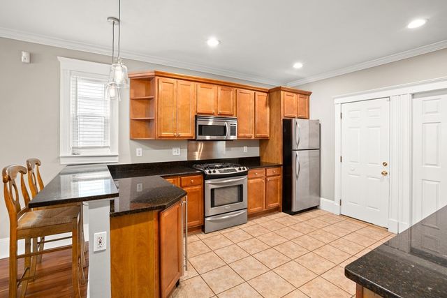 226 E Cottage St 1, Boston, MA 02125