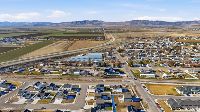 236 W 1250 S, Tremonton, UT 84337