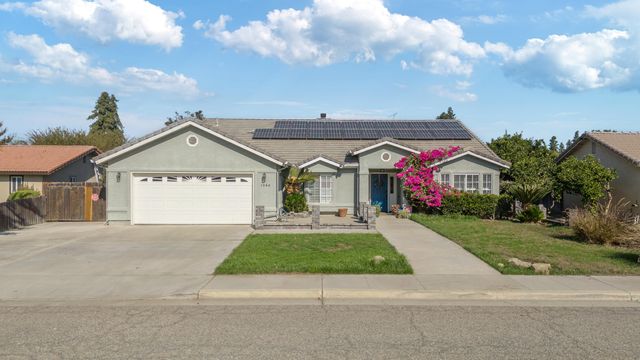 1644 Mccomb Avenue, Porterville, CA 93257