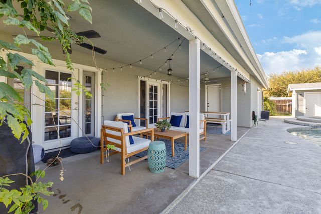 1644 Mccomb Avenue, Porterville, CA 93257