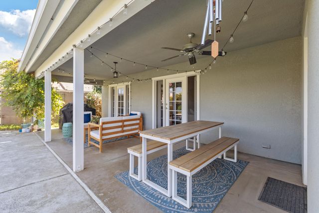 1644 Mccomb Avenue, Porterville, CA 93257