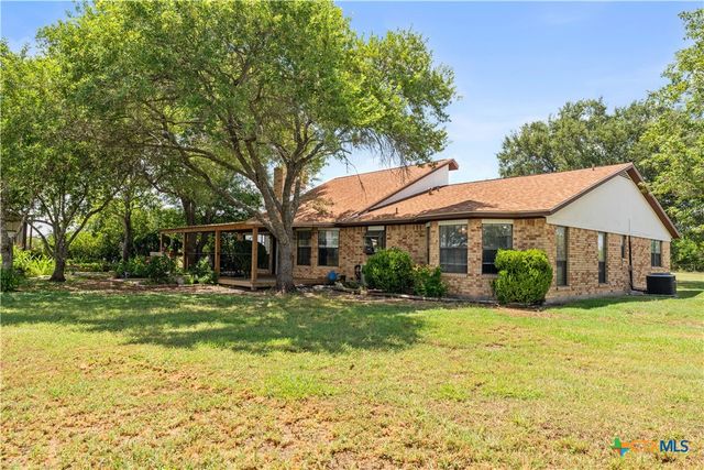 4911 Youngsford Road, Marion, TX 78124