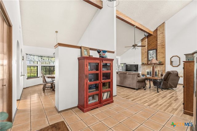 4911 Youngsford Road, Marion, TX 78124
