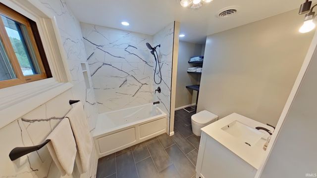 23713 Cole Street, Elkhart, IN 46516