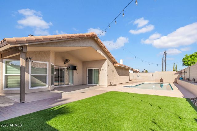 3945 E SALINAS Street, Phoenix, AZ 85044