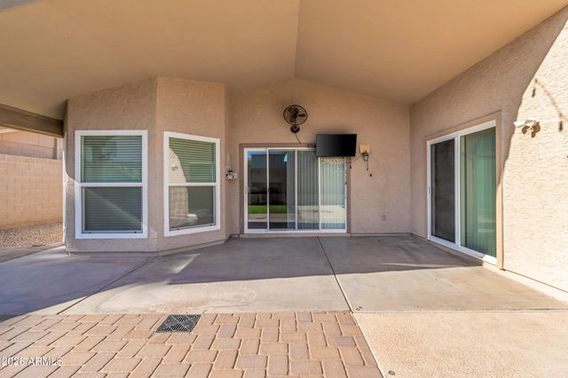 3945 E SALINAS Street, Phoenix, AZ 85044